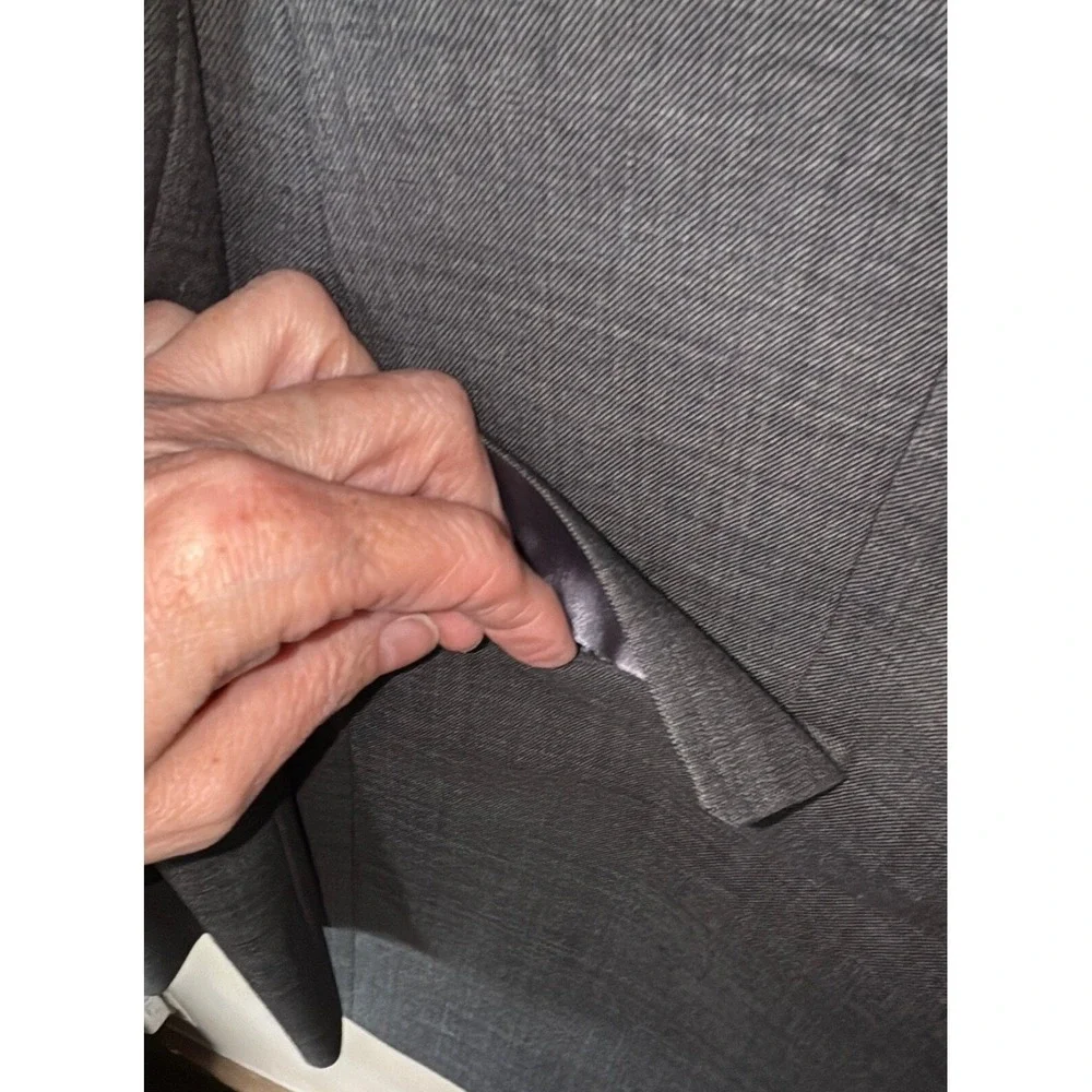 Lauren Gray Textured Suit Jacket Blazer Two Button Lapel Pocket Formal‎